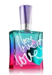 Bath and Body Works представляет новый аромат Love Love Love